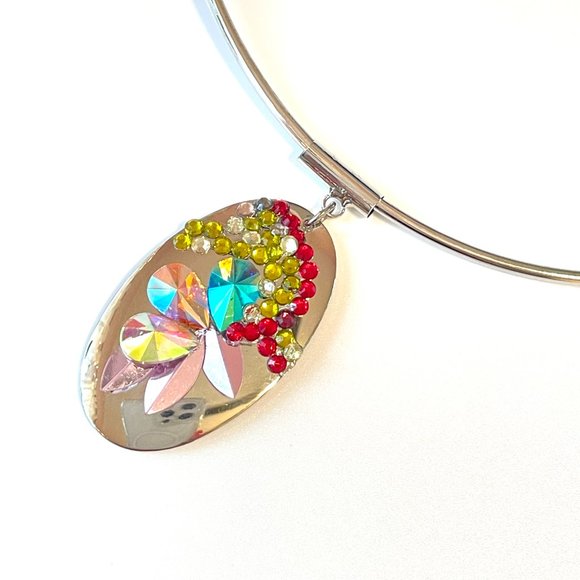 Pink - Necklace with Swarovski crystals and rhinestones - Picture 1 of 3